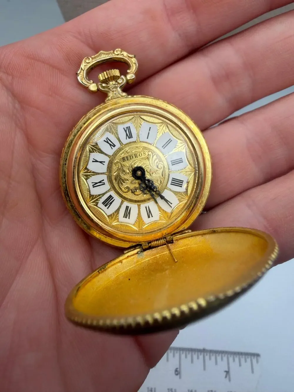 vintage Swiss-made mechanical pendant/pocket watch branded by Sidros